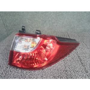 プレマシー DBA-CWFFW 右テールランプ 34K C513-51-150E