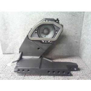 レクサス UX 6AA-MZAH10 スピーカー 8Y6 86150-76040