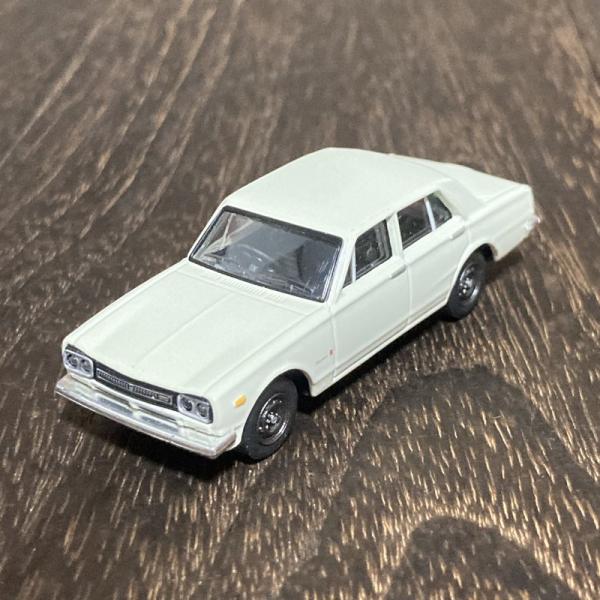 ミニカー KONAMI コナミ　日産　NISSAN SKYLINE スカイライン　GT-R　1/64