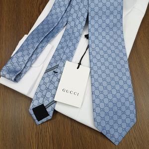 GUCCI グッチ ネクタイ GG柄(8cm)...の詳細画像1