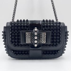 Christian Louboutin（クリスチャン・ルブタン）Sweet Charity スタッズ リボン ショルダーバッグ ブラック レザー レディース
