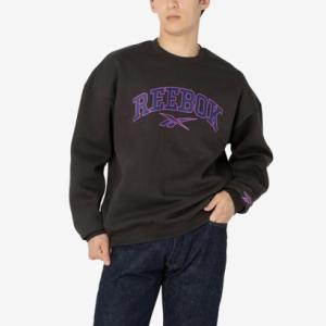 【リーボック公式】ビッグロゴ クルースウェット / CURTIS VARSITY SWEATSHIRT （ウォッシュドブラック）