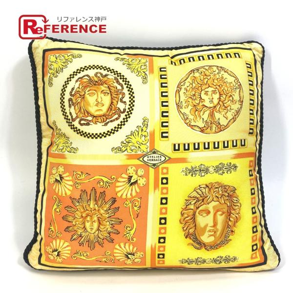 VERSACE ヴェルサーチ ヴィンテージ メデューサ インテリア 枕 ピロー クッション シルク ...