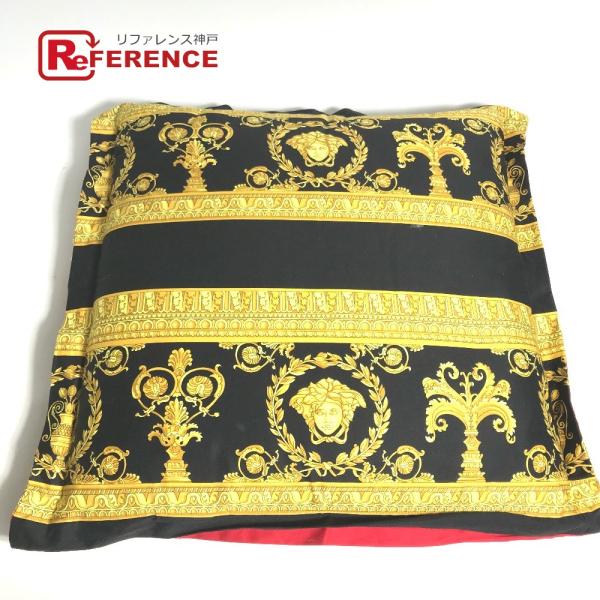 VERSACE ヴェルサーチ メデューサ ピロー 枕 インテリア クッション ブラック ユニセックス...