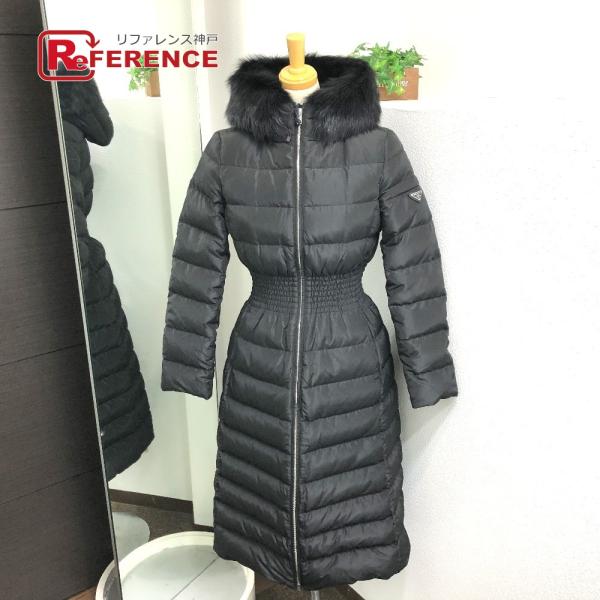 未使用 PRADA プラダ 29E364 トライアングルプレート ファーフード ロング ダウンコート...