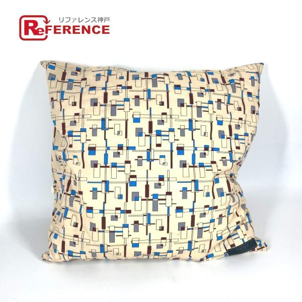 PRADA プラダ ロゴ ピロー 枕 インテリア クッション ベージュ ユニセックス【中古】