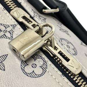 LOUIS VUITTON ルイヴィトン M5...の詳細画像5