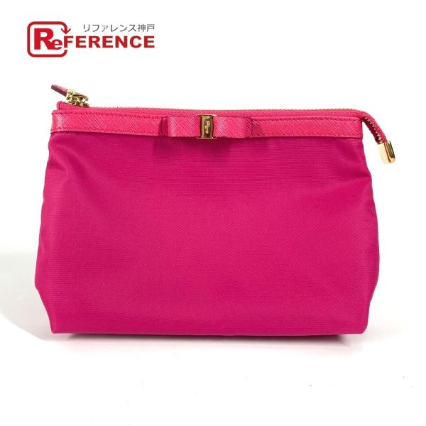 新品同様 Salvatore Ferragamo サルヴァトーレフェラガモ リボン ロゴ りぼん ヴ...