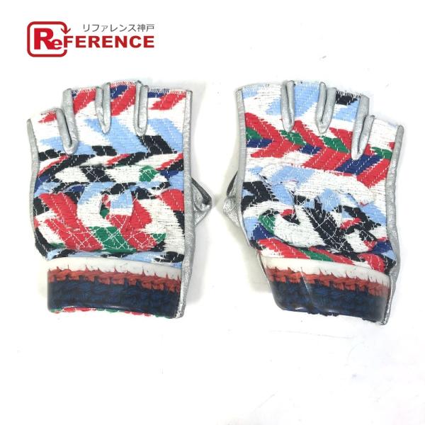 CHANEL シャネル 16S 手袋 CC ココマーク エアライン グローブ レザー シルバー レデ...