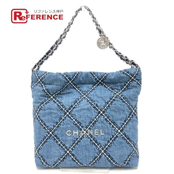 未使用 CHANEL シャネル AS3260 シャネル22 マトラッセ メダルチャーム付  スモール...