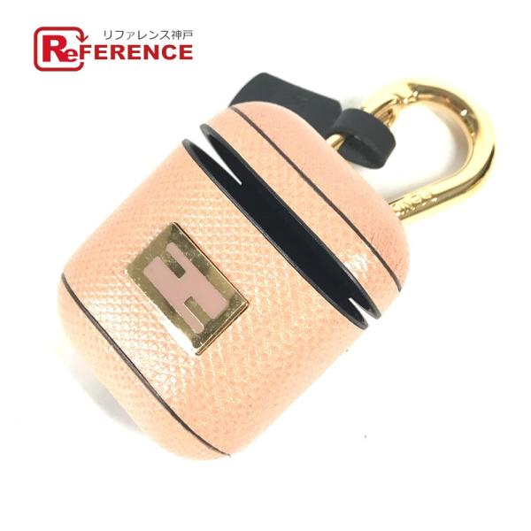 新品同様 FENDI フェンディ ロゴ エアポッズケース イヤホンケース airpods イヤフォン...