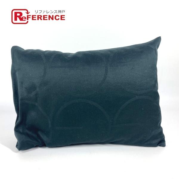 美品 GUCCI グッチ ロゴ ピロー 枕 インテリア クッション ブラック ユニセックス【中古】