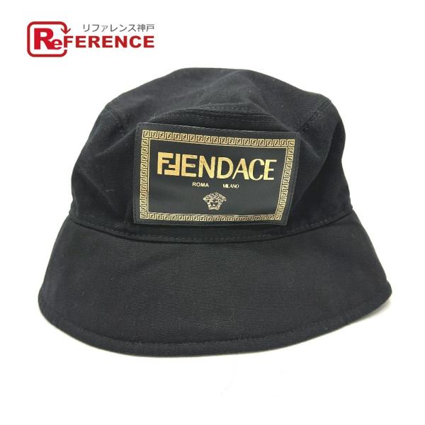 FENDI フェンディ FXQ801 ロゴ FENDACE ヴェルサーチ コラボ ハット ブラック ...
