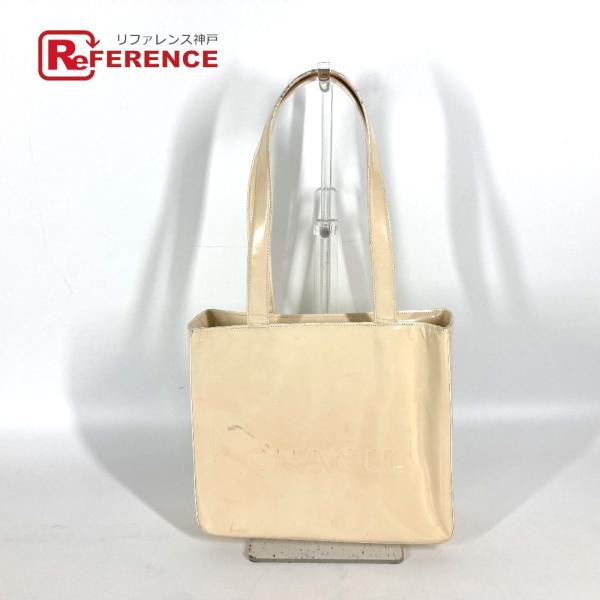 CHANEL シャネル ロゴ カバン 肩掛け トートバッグ ショルダーバッグ アイボリー系 レディー...