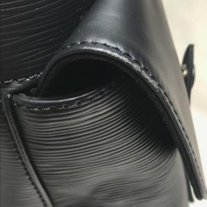 LOUIS VUITTON ルイヴィトン M5...の詳細画像5