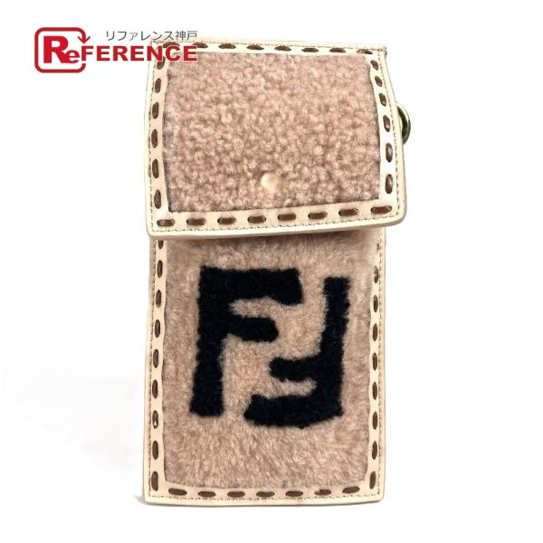 美品 FENDI フェンディ 7AS047 フォンポーチ カバン FF ロゴ ファー チャーム スマ...