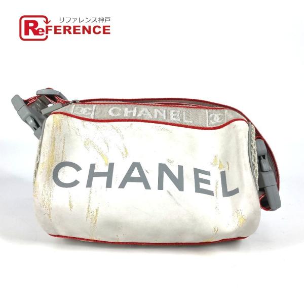 CHANEL シャネル ロゴ ミニ カバン 筒型 肩掛け ポーチ スポーツ ショルダーバッグ ホワイ...