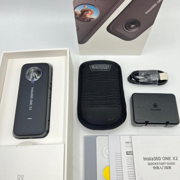 ボーナスストア+5％【美品】Insta360 ONE X2 予備バッテリー付き 360度カメラ 全天...