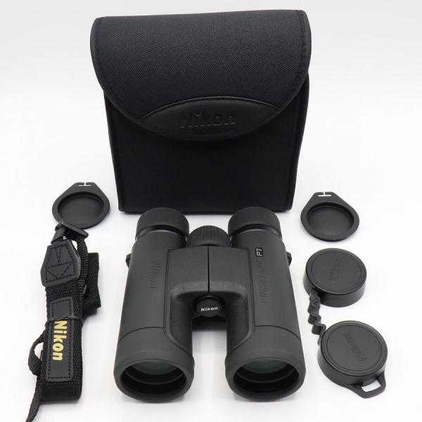 ボーナスストアPlus【美品】Nikon PROSTAFF P7 10x42 ブラック 10倍双眼鏡...