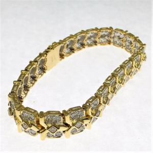 100カラット ミラーボールカット ブラックダイヤモンド ブレスレット