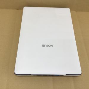 エプソン A4フラットベッドカラーイメージスキャナー　GT-S650　読み取りヘッド移動型原稿固定読み取り　接続ケーブル