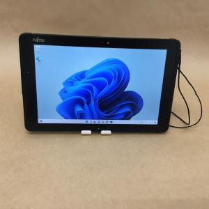 富士通 タブレット 新品 同様 Win10 10.1型 Celeron 64GB FMV