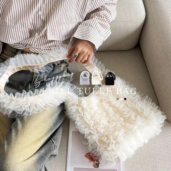 ショルダーバッグ レディース 軽量 フリル チュール サコッシュ 大容量 斜め掛け オーガンジー