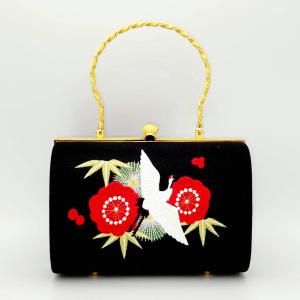成人式　七宝桜刺繍バック　白　美品 七宝桜刺繍バッグ 黒 日本製 成人式 卒業式 振袖 袴 着物 レディース