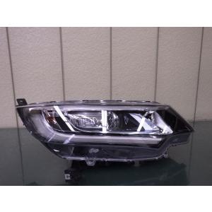 美品/キズ無 フリード GB7 LEDヘッドライト左右セットスンレーW2172