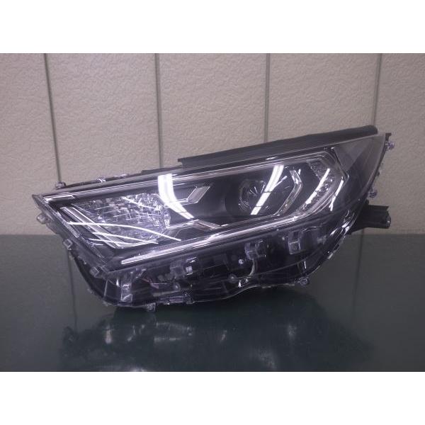 4095242 ラブ4 ハイブリッド 50系 前期 左ライト Bi-Beam LED STANLEY...