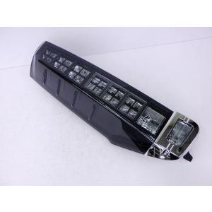 ヴォクシー T104162 80系 後期 左テールランプ KOITO 28-243 ZRR80
