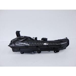 レクサスNX AGZ10 AYZ10 左クリアランスランプ　　KOITO レクサス（LEXUS） 2111548 NX 10系 後期 左クリアランスランプ KOITO
