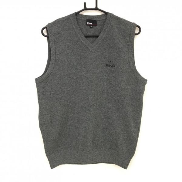 【超美品】ピン ニットベスト 杢ダークグレー ロゴ刺しゅう  メンズ M ゴルフウェア 2023年モ...