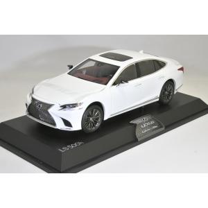レクサス特注 1/18 レクサス LS500h ホワイト 開閉式
