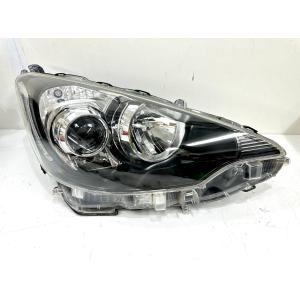 トヨタ 純正 アクア 《 NHP10 》 右ヘッドライト 81110-52E90 トヨタ 純正 アクア 《 NHP10 》 右ヘッドライト 81110-52E90