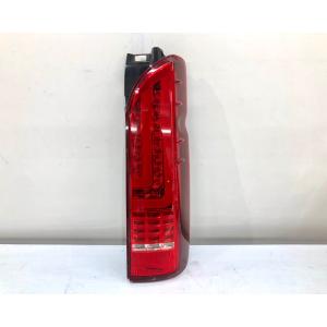 トヨタ ヴォクシー ZRR70 後期 純正 テールランプ 右 ICHIKOH28-220