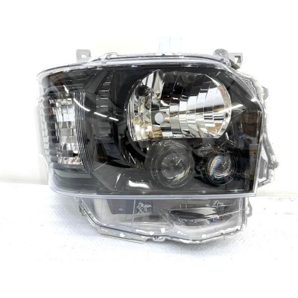 【インナーブラック】200系　ハイエース　４型〜　純正加工LEDヘッドライト　右　KOITO 26-...