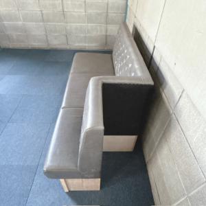 【中古】レザー 変形 2人掛けソファー ワイド...の詳細画像5