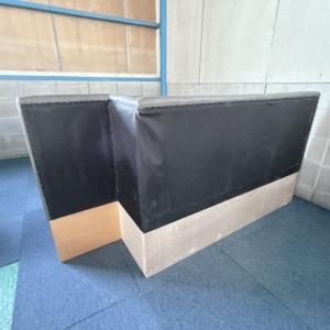 【中古】レザー 変形 2人掛けソファー ワイド...の詳細画像3