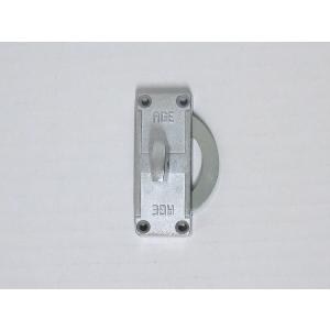 ステンレス 引戸用面付鎌錠（表示付タイプ） S-645 金色