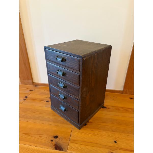 木製 小物入れ 5段引出し 収納 インテリア小物 アンティーク 旧家蔵出し ヴィンテージ家具 （鍵な...