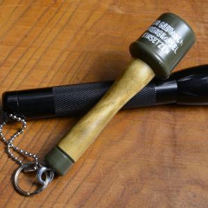 M24型柄付手榴弾型 キーホルダー 木製スティックグレネード
