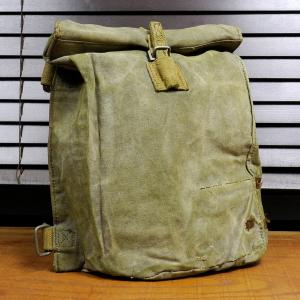 デンマーク軍放出品 M69 ガスマスクポーチ 帆布 C3ガスマスク対応