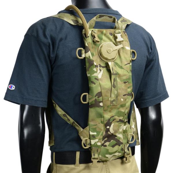 イギリス軍放出品 ハイドレーションキャリア CAMELBAK製 MTP迷彩 [ 良い ] 英軍放出品...