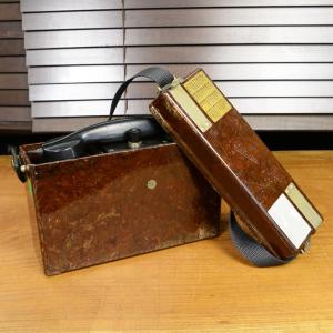 ドイツ軍放出品 フィールドフォン NVA 野戦電話 FF-63S [ 可 ] 独軍放