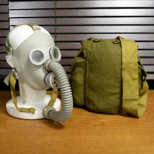 ロシア軍放出品 ガスマスク PDF-D 子供用 専用バッグ付き ソ連 ソビエト連邦 児童用ガスマスク 防毒マスクの商品画像