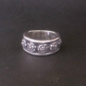 新品同様 美品 TRAVIS WALKER トラヴィスワーカー ROSE CHANNEL RING シルバー925 15号｜reproduct-r4