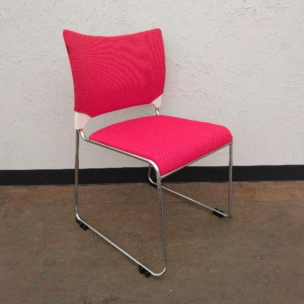 OKAMURA オカムラ スタッキングチェア 81R2EZ-FFW8 2022年製 レッド ＲＥＴＥ...