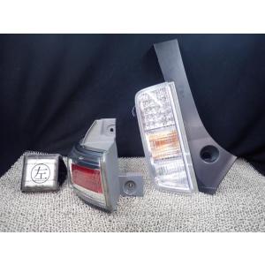 エルグランド DBA-TNE52 左テールランプ QAB  26555-1JB3A