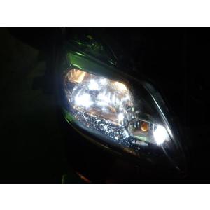 ポルテ DBA-NCP141 右ヘッドランプASSY 4U3  81110-52F70